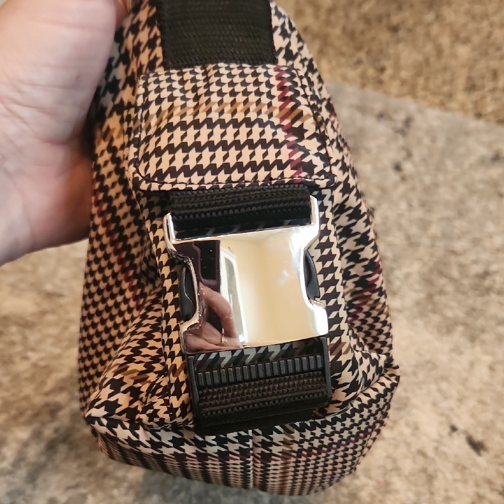 Lauren Ralph Lauren Black and Cream Houndstooth Shoulder Bag - Picture 4 of 11